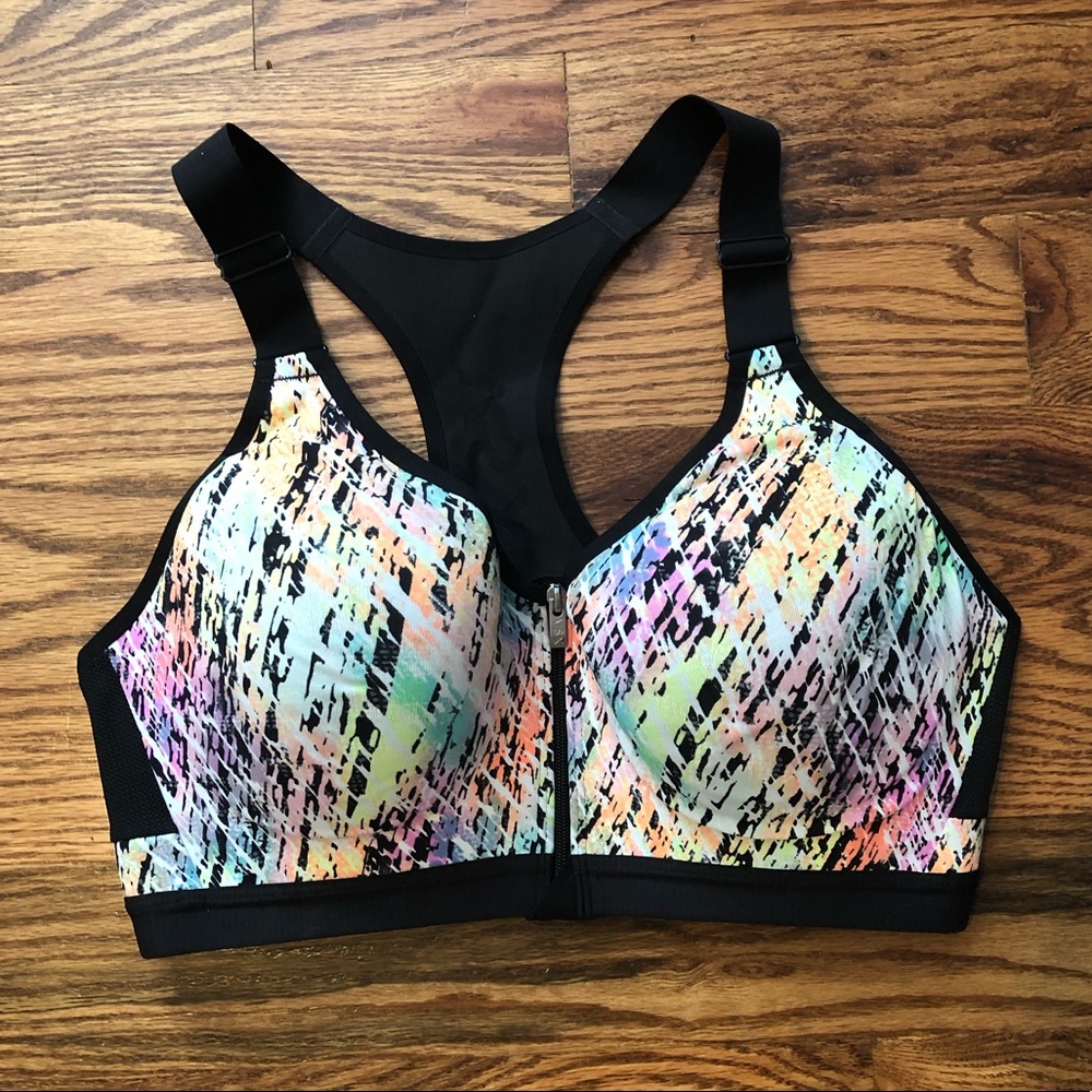 VSX Victoria’s Secret sports bra